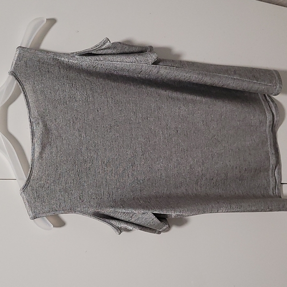 Calvin Klein top - Picture 4 of 4